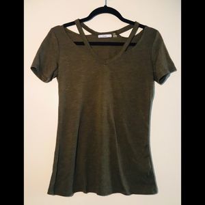 Cut-Out Shoulder Vneck Tshirt